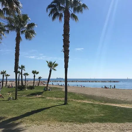 马拉加莫拉加波尼旅舍 旅馆 *